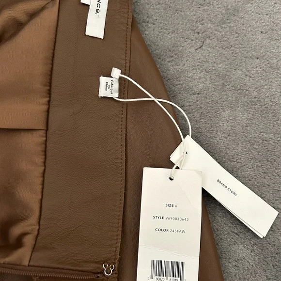 Vince Brown Leather Pencil Skirt with Pleats - 6 NWT - Picture 6 of 6